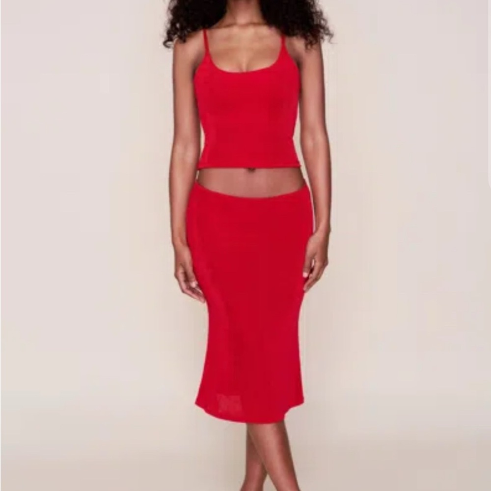 Red Sleeveless Top